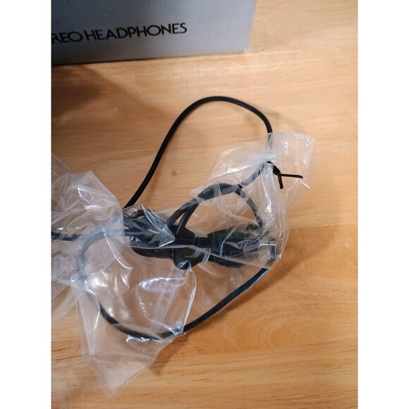 Vintage Bentley Stereo Cushion Headphones Black - Picture 3 of 3